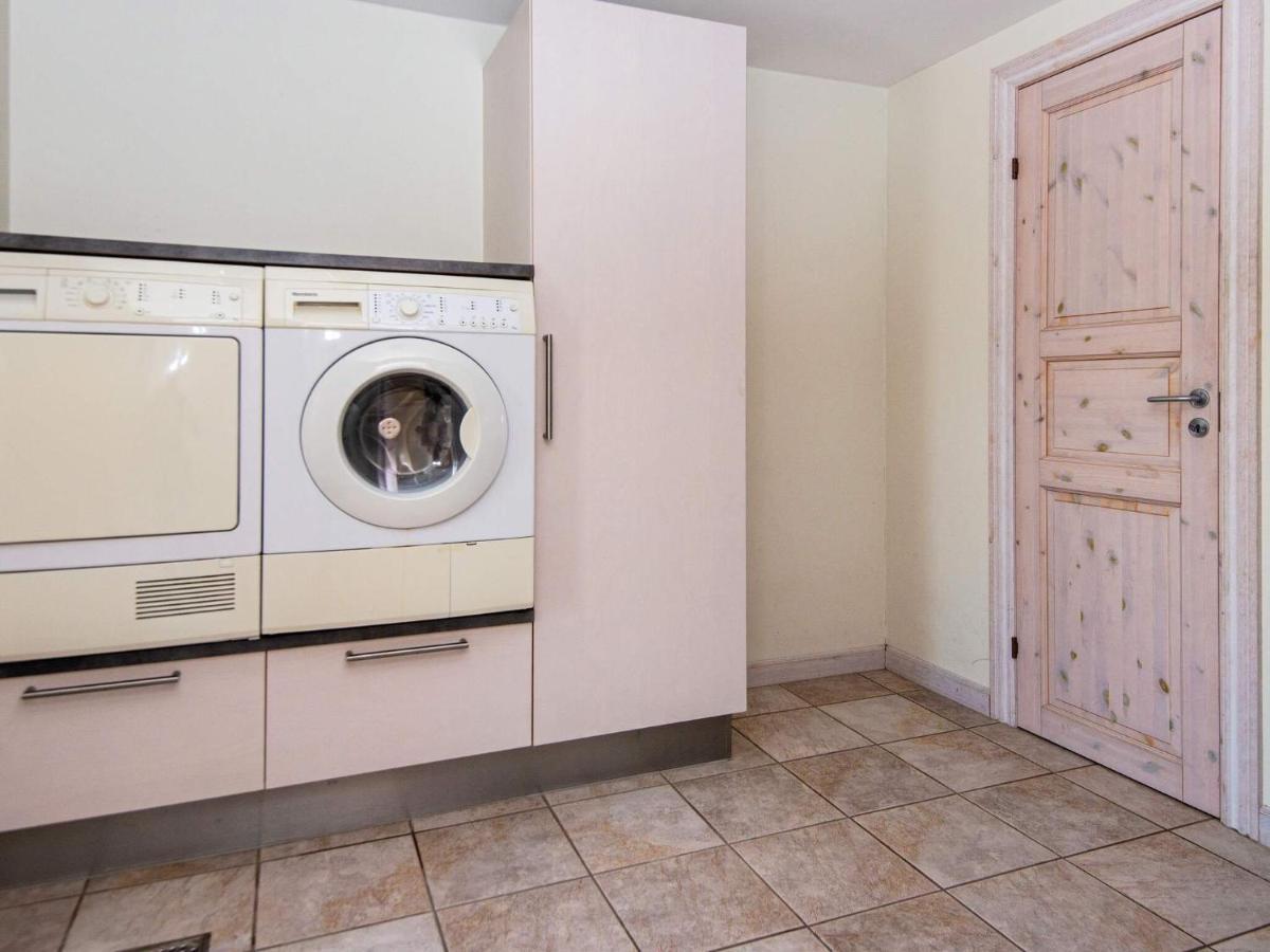 8 Person Holiday Home In R M Bolilmark Экстерьер фото